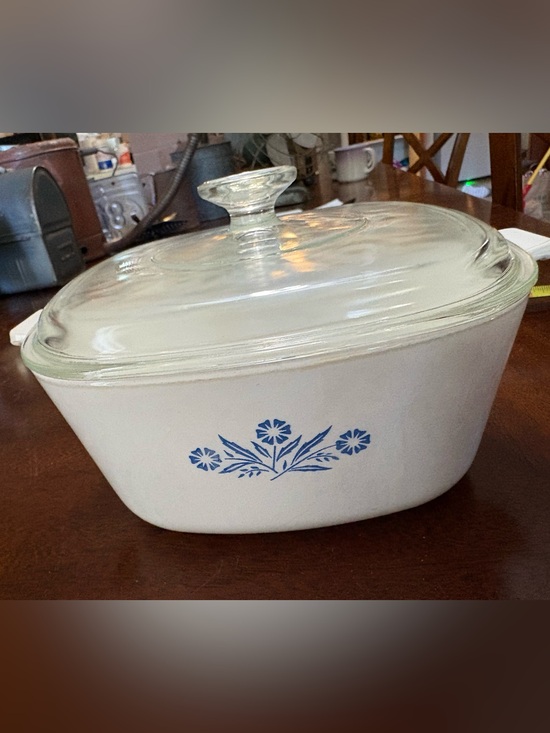 Corningware | Kitchen | Vintage Corningware Blue Cornflower 25 Quart ...